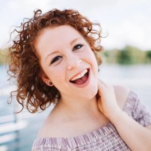 Meet your Posher, Phoebe